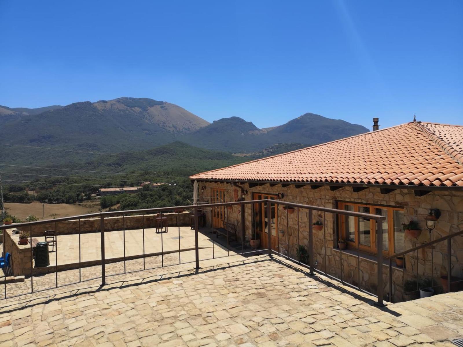 Foresteria Mongerrati Isnello Εξωτερικό φωτογραφία