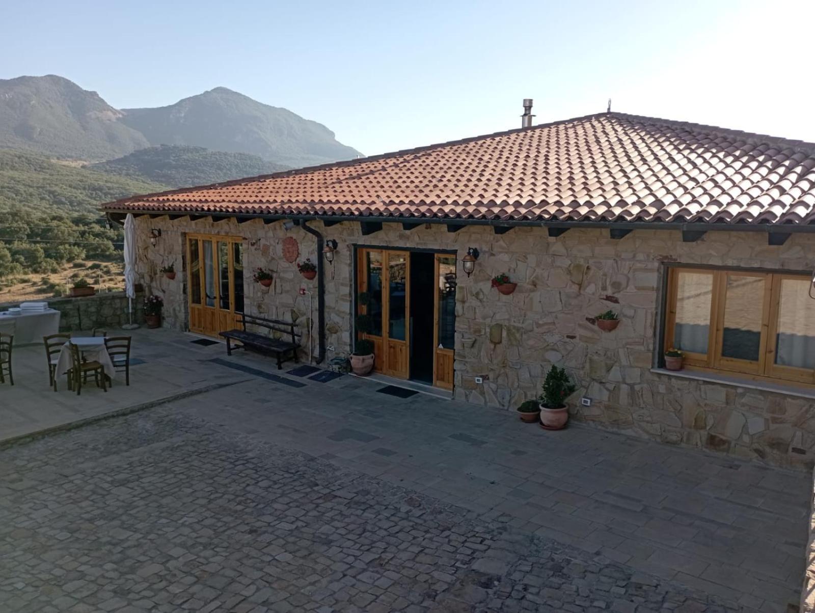 Foresteria Mongerrati Isnello Εξωτερικό φωτογραφία